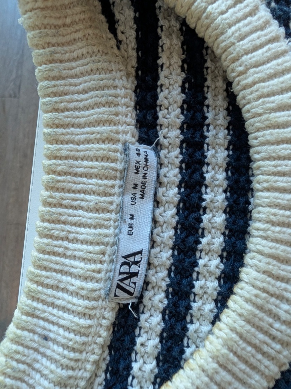 Zara Knitted T-Shirt - Picture 4 of 5